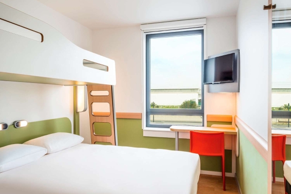 Hotel ibis budget Paris Coeur d'Orly Airport